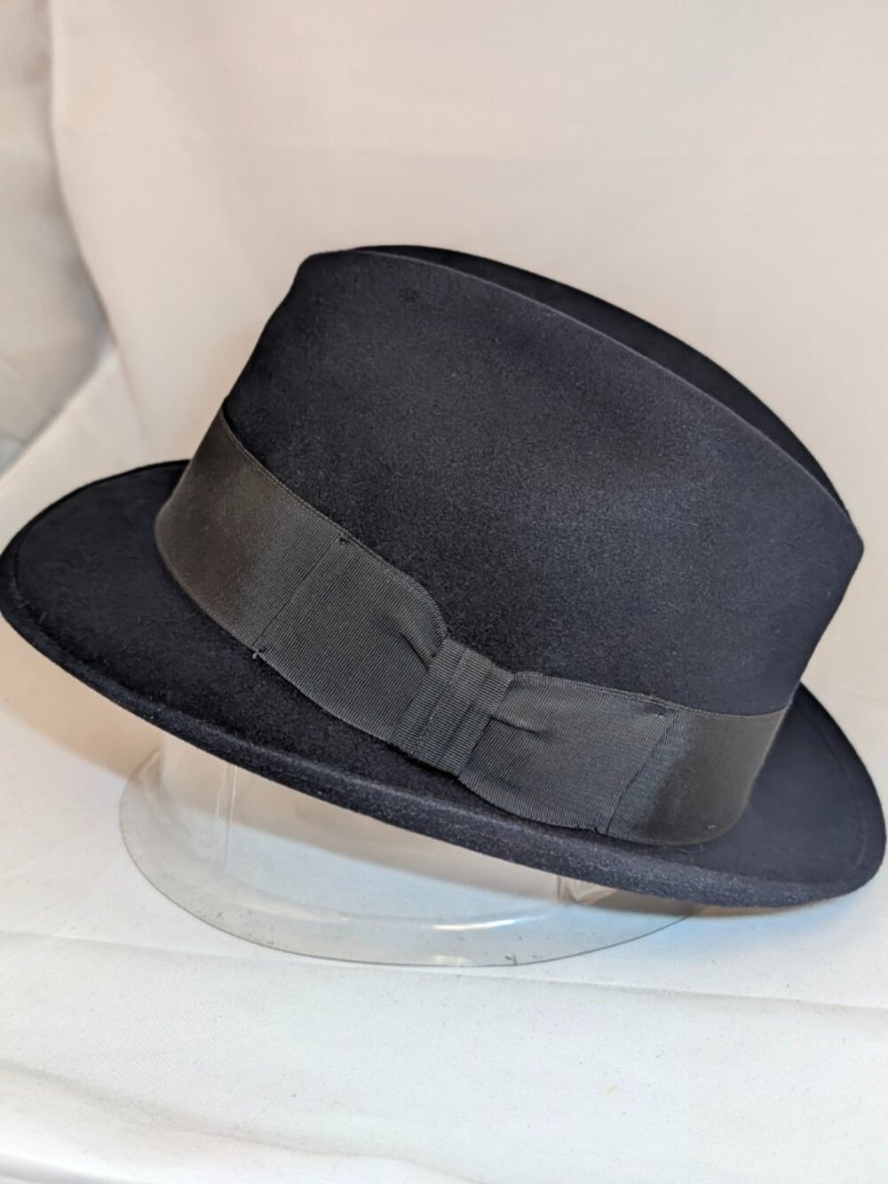 Handsome mid‑century Lee Fifth Avenue fedora in size 7 1/4, dating to the late 1